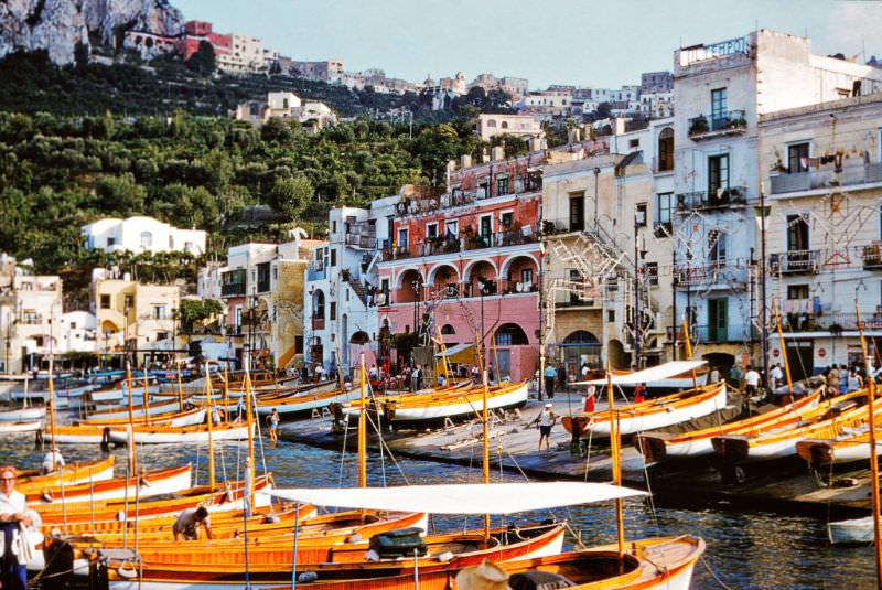 #96 Marina Grande, Capri.