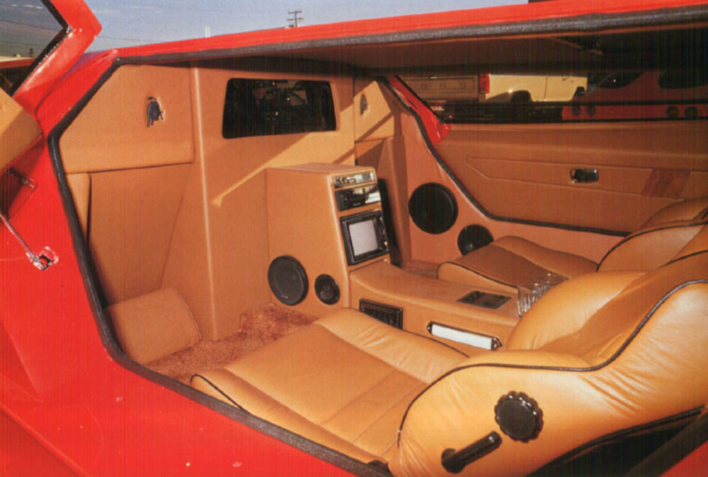 The Lamborghini Countach Goes Big: Exploring the 1980s Limousine Model Vehicles &; Transportation