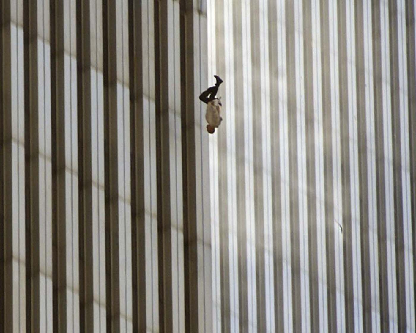 #6 Falling Man, 2001