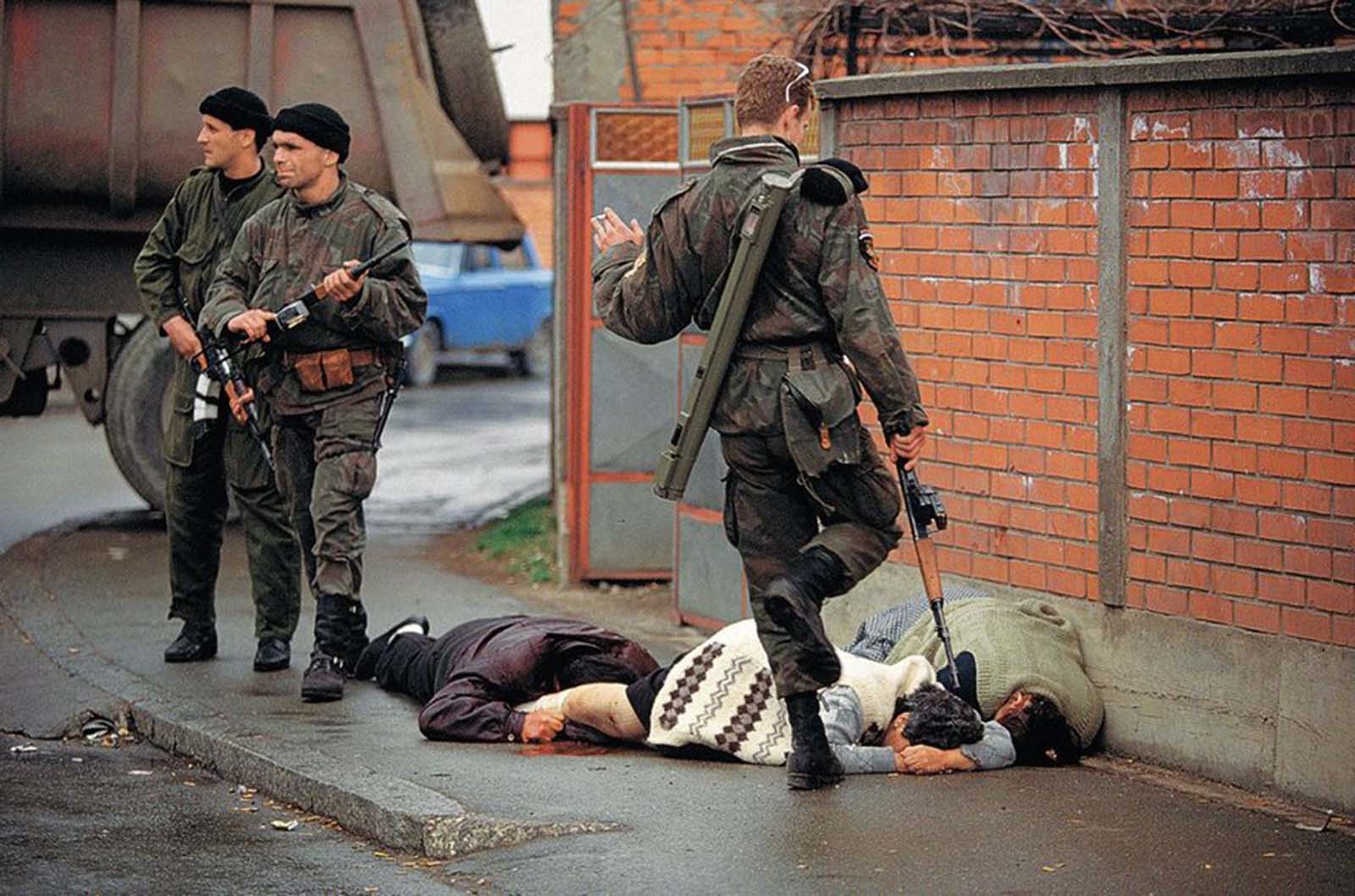 #60 Bosnia, 1992