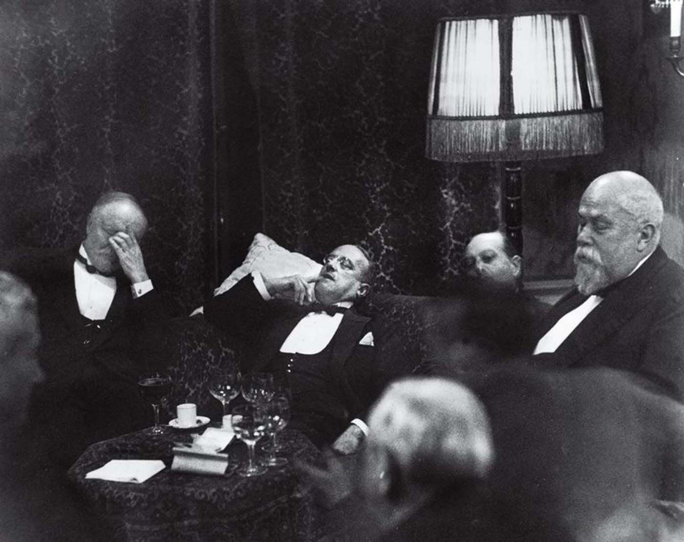 #87 The Hague, 1930