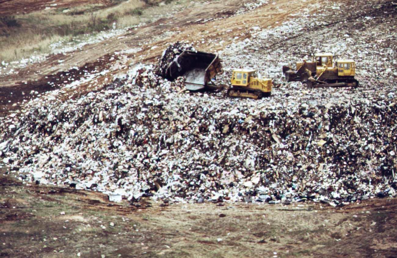 #48 Dumping area of new york city’s sanitation department at fresh kills, staten island, 1970s