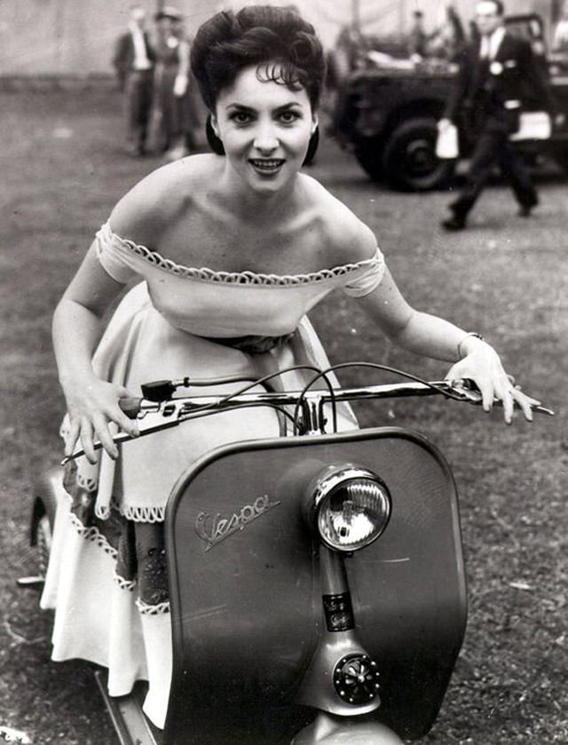 Fashion and Freedom: Vintage Photos of Women on Their Scooters Vehicles &; Transportation