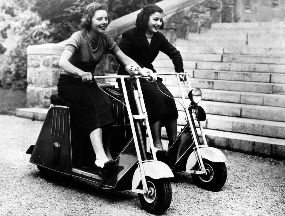 Fashion and Freedom: Vintage Photos of Women on Their Scooters Vehicles &; Transportation