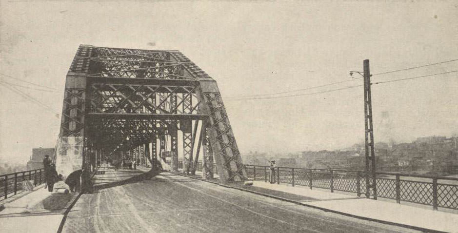 #59 Municipal Free Bridge, largest double deck steel span bridge in the world, 1930 – The St. Louis Municipal Bridge across the Mississippi River, the largest double-deck steel span bridge in the world at the time.