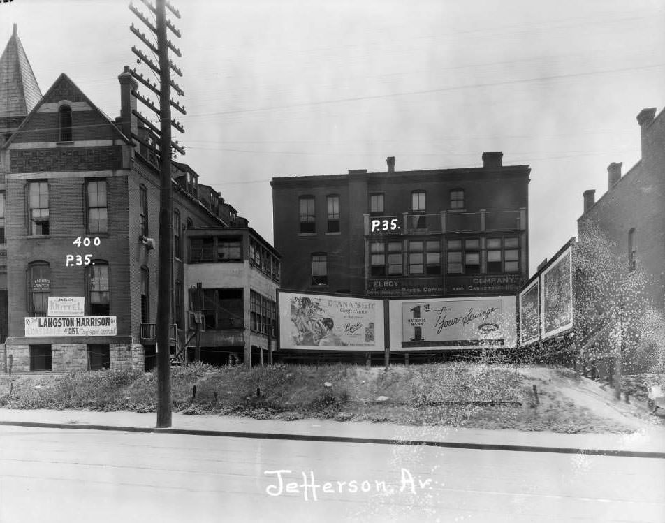 #172 Offices of J. H. Roberts, lawyer, and Dr. J.S. Dorsey. Elroy Manufacturing Co. at the 400 block of Jefferson Ave, 1930