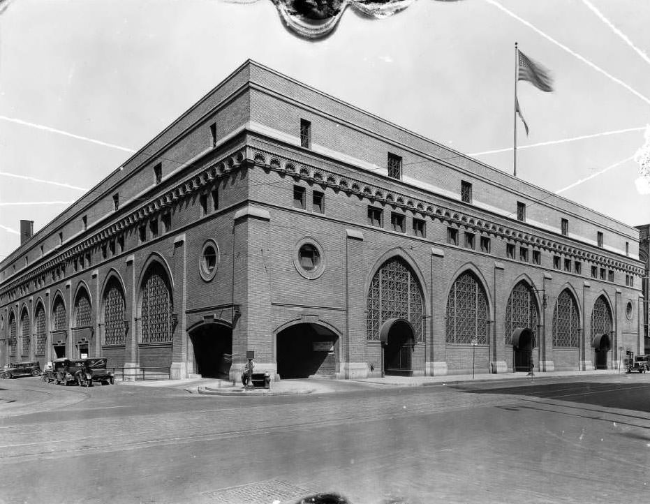 #213 View of Union Market building at 701 N. Broadway, 1930