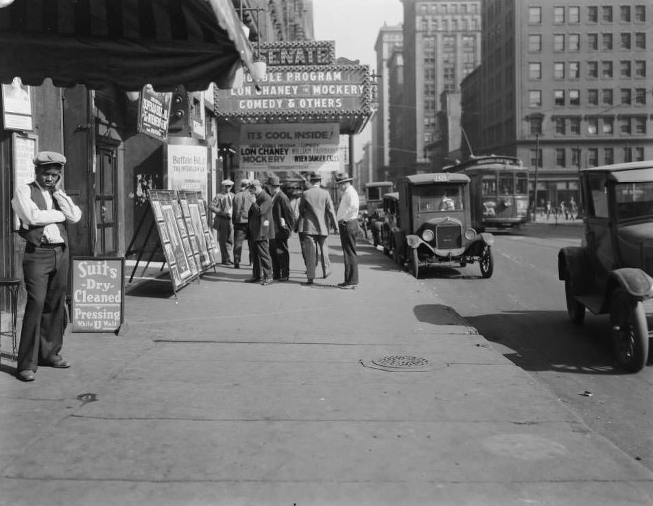 #28 View of the 700 block of North Broadway, including the Senate Theatre, 1931