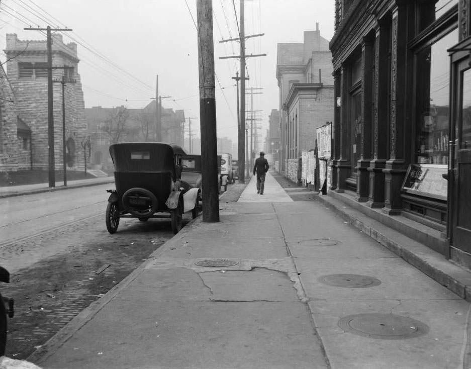 #40 Looking north on the 500 block of North Sarah Street towards the intersection with Washington Blvd, 1931