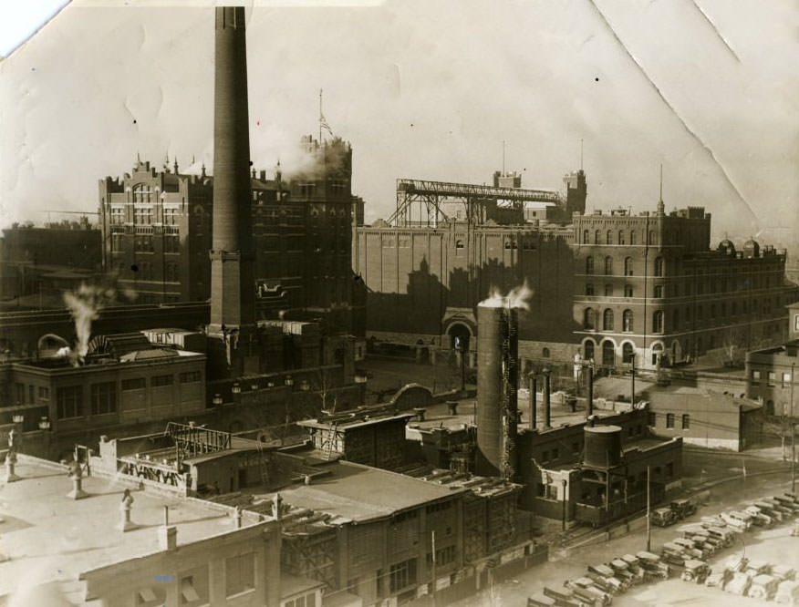 #134 Anheuser-Busch brewery pictured on Feb 13, 1934