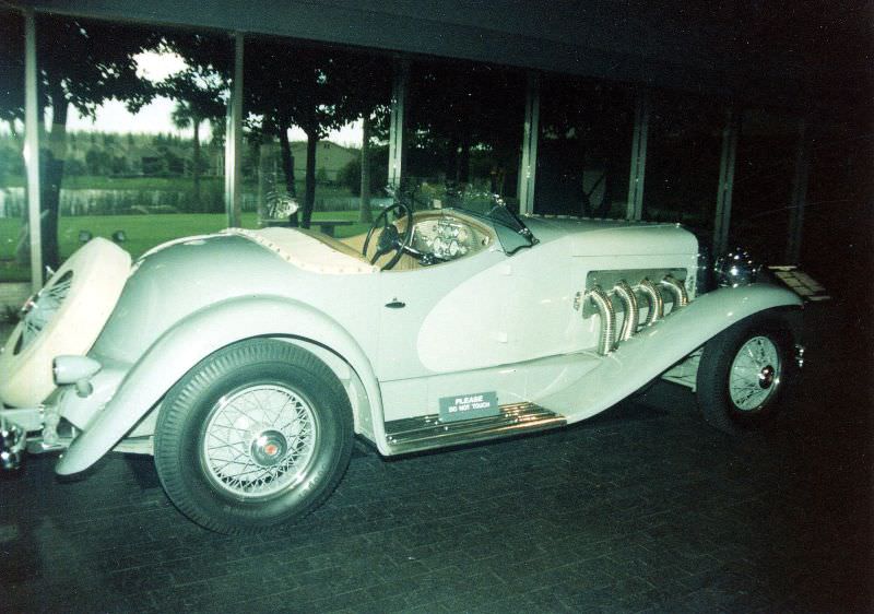 The 1935 Duesenberg SSJ Speedster: A Timeless Classic on Four Wheels Vehicles &; Transportation