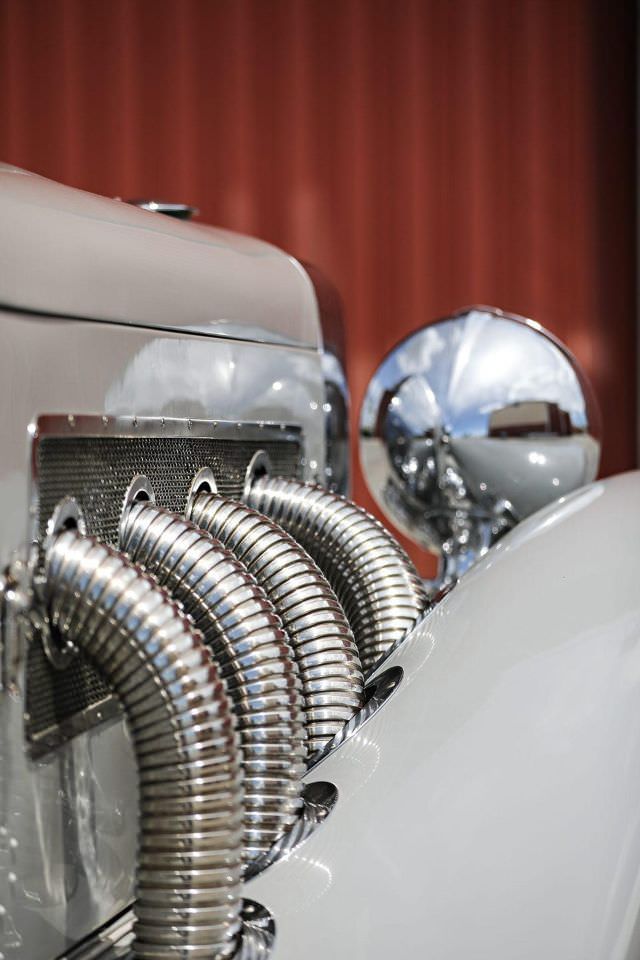 The 1935 Duesenberg SSJ Speedster: A Timeless Classic on Four Wheels Vehicles &; Transportation