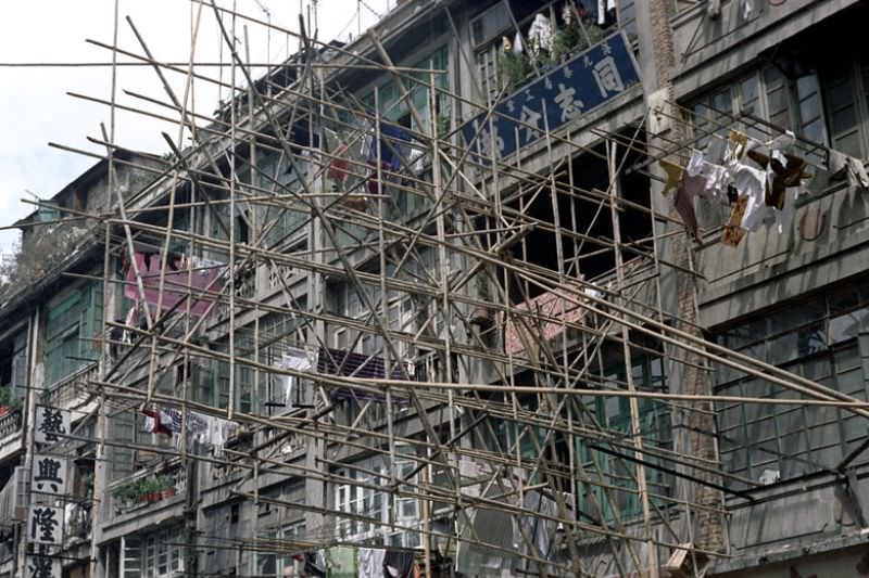 #65 Bamboo scaffolding, Hong Kong, 1972