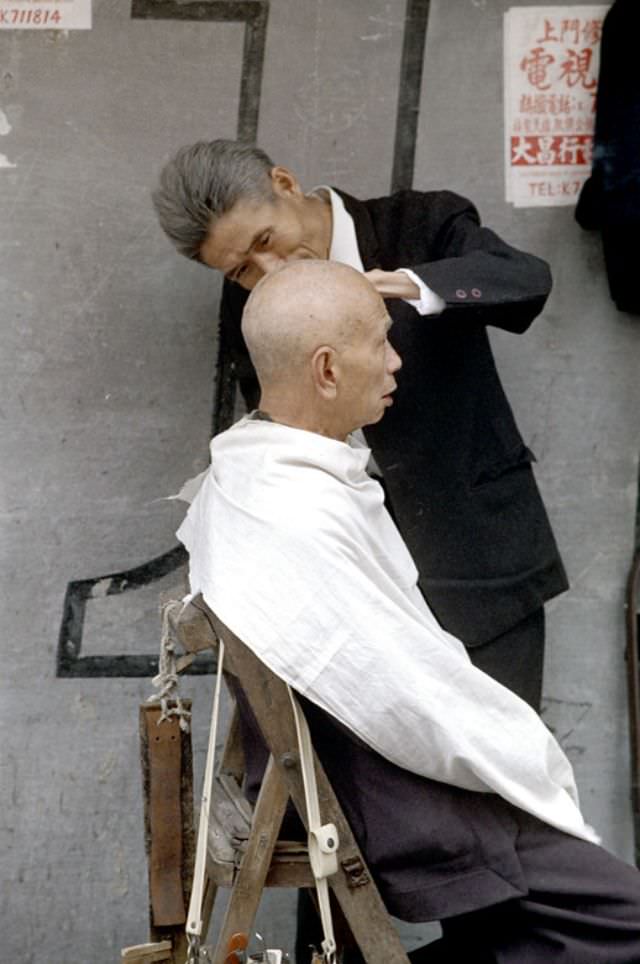 #92 Street barber, Hong Kong, 1972
