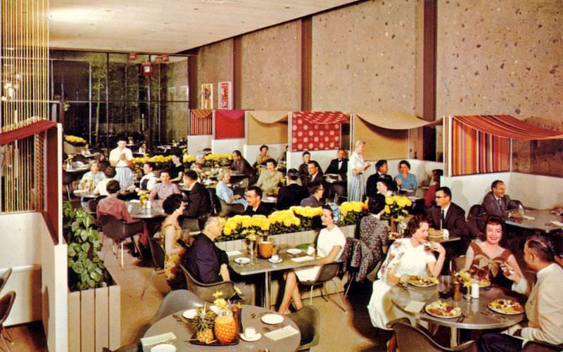 #36 The Nut Tree, Dining Room, CA