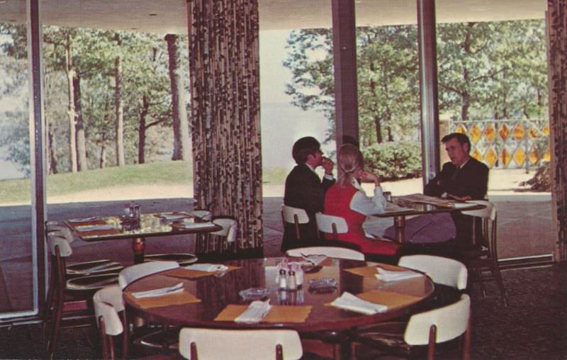 #55 Kentucky Dam Village State Resort Park Village Inn, Gilbertsville, Kentucky