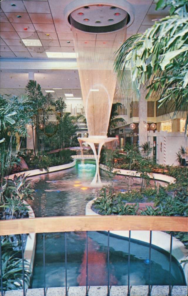 #15 Edison Mall, Fort Myers, Florida