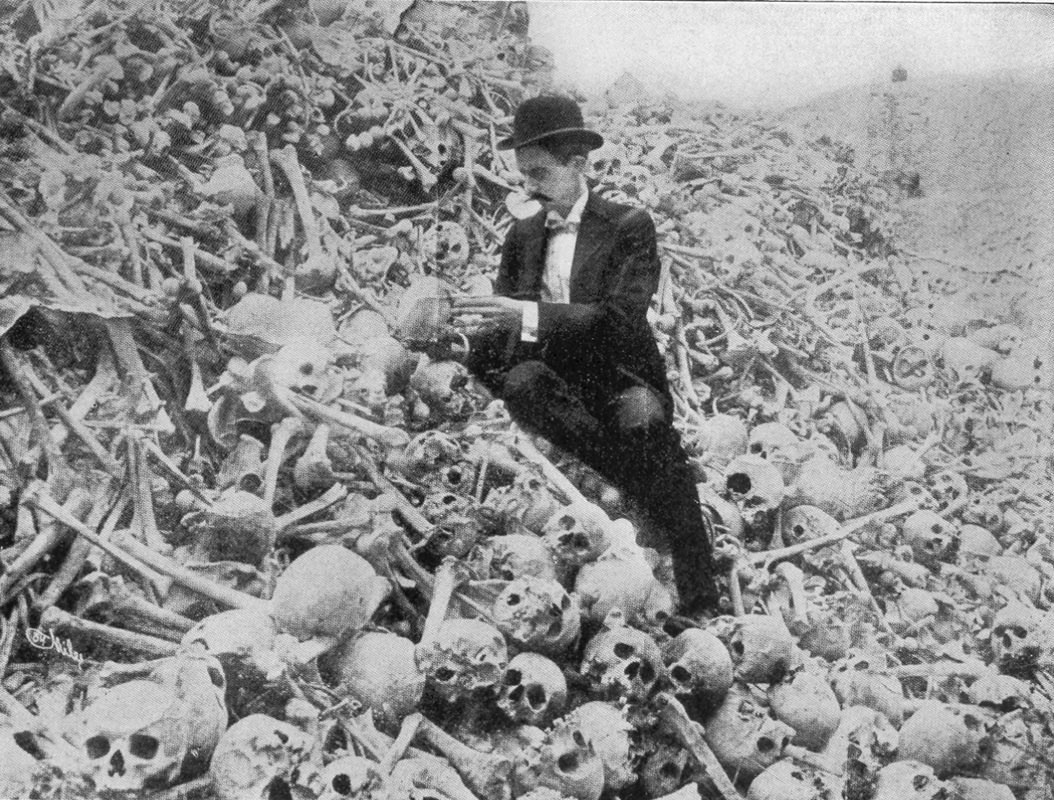American Soldiers Playing with Human Skulls in Colon Cemetery in Havana, 1900s Weird