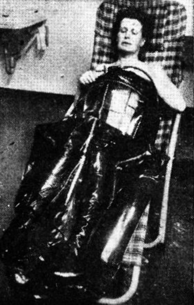The Baby Machine of 1959: A Pioneering ‘Space Suit’ for Expectant Mothers Inventions