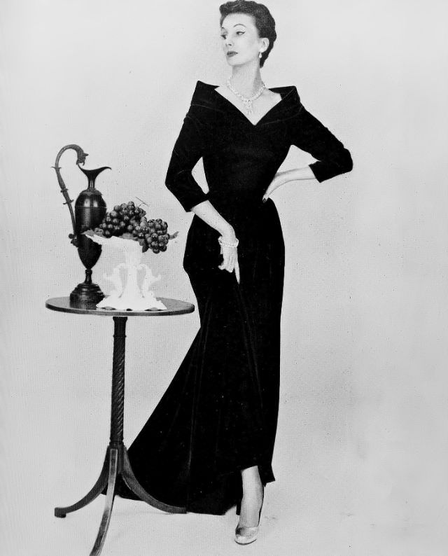 #14 Barbara Goalen in velvet dinner dress from Harvey Nichols, 1950.