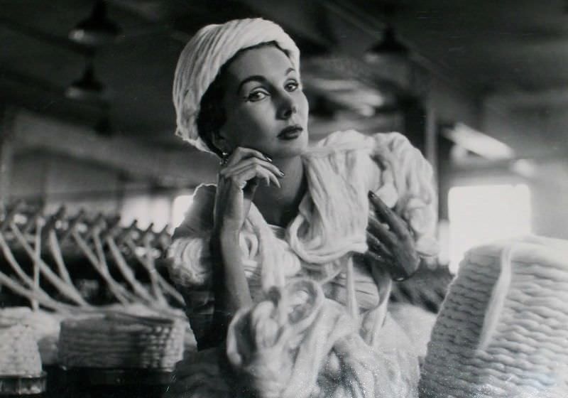 #36 Barbara Goalen, 1952.