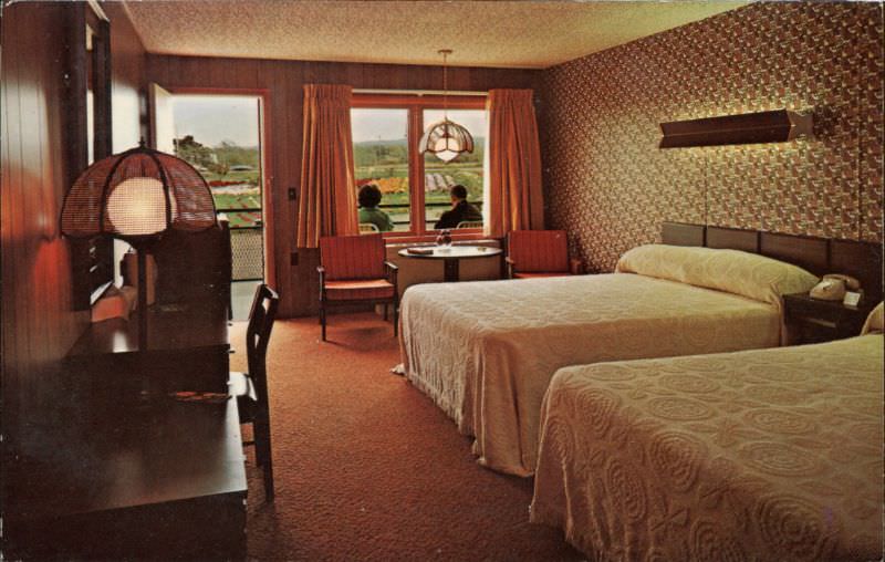 #112 Mum Motel, North East, Pennsylvania
