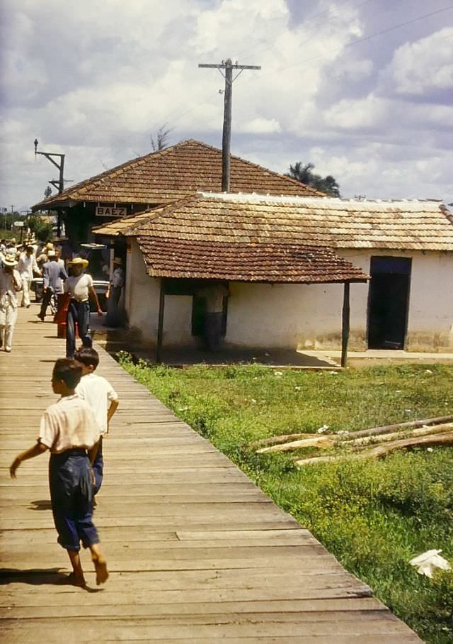 #5 Baez station, Cuba, 1950