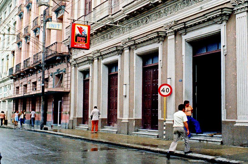 #13 Communist Party offices, 1981