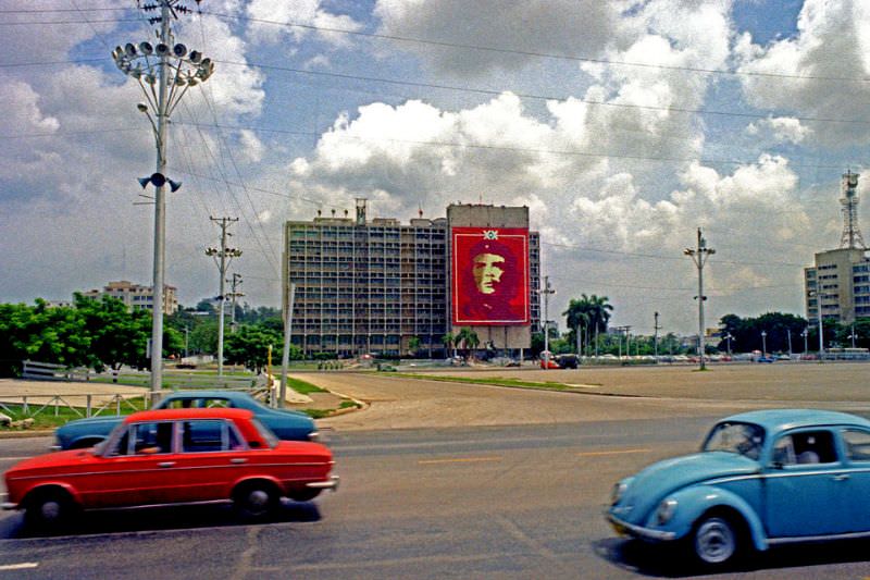 #28 Street scenes, Havana, 1981