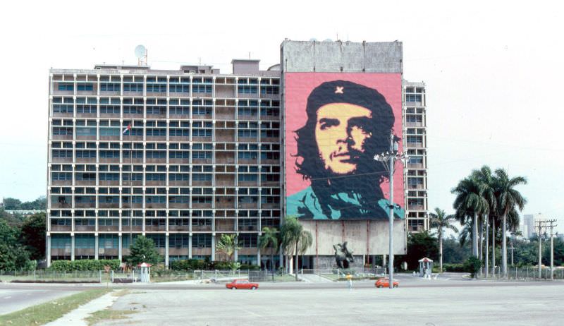 #65 Plaza de la Revolución, Havana, 1985