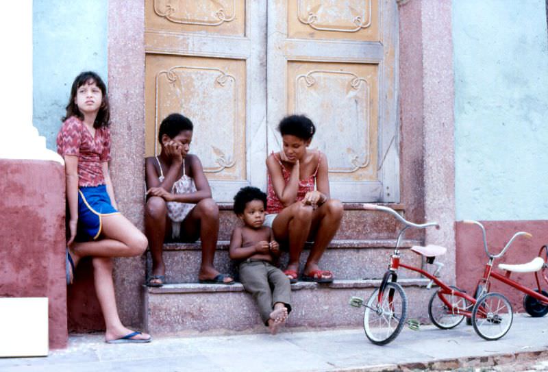 #77 Trinidad children, Sancti Spíritus, 1985