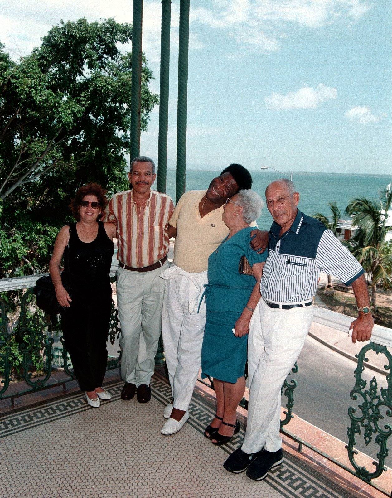 #104 Roberto Blanco with his Cuban family in Cienfuegos, Cuba.