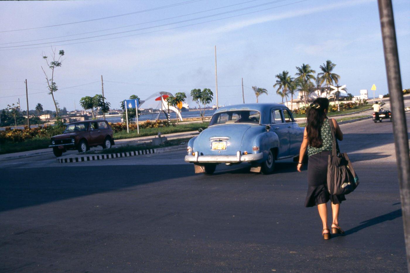 #124 Old cars in Havana, Cuba, June 1999.