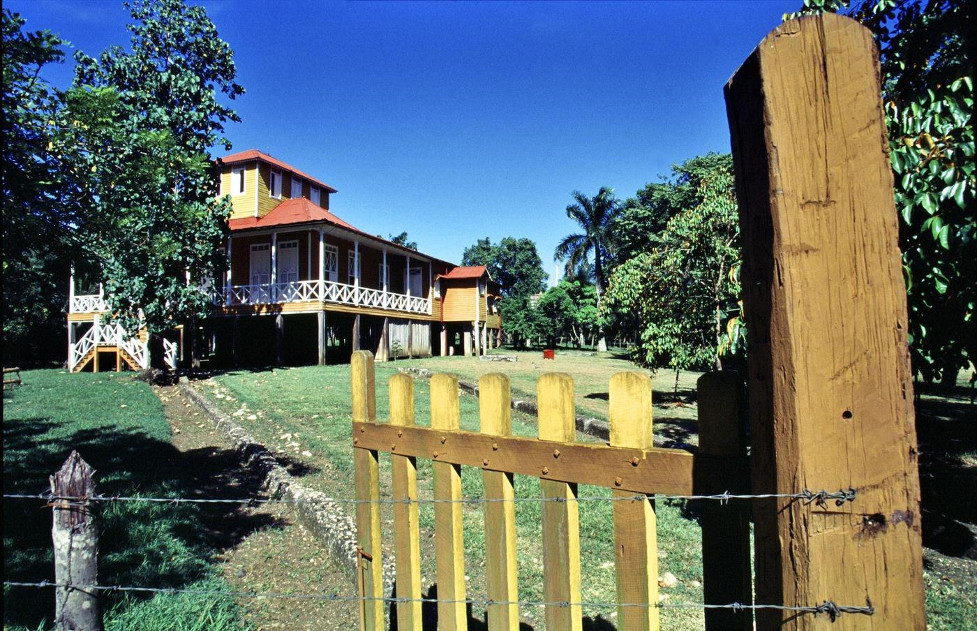 #127 The family home and birthplace of Fidel Castro Ruiz in the town of Biran, Cuba, October 10, 1998.