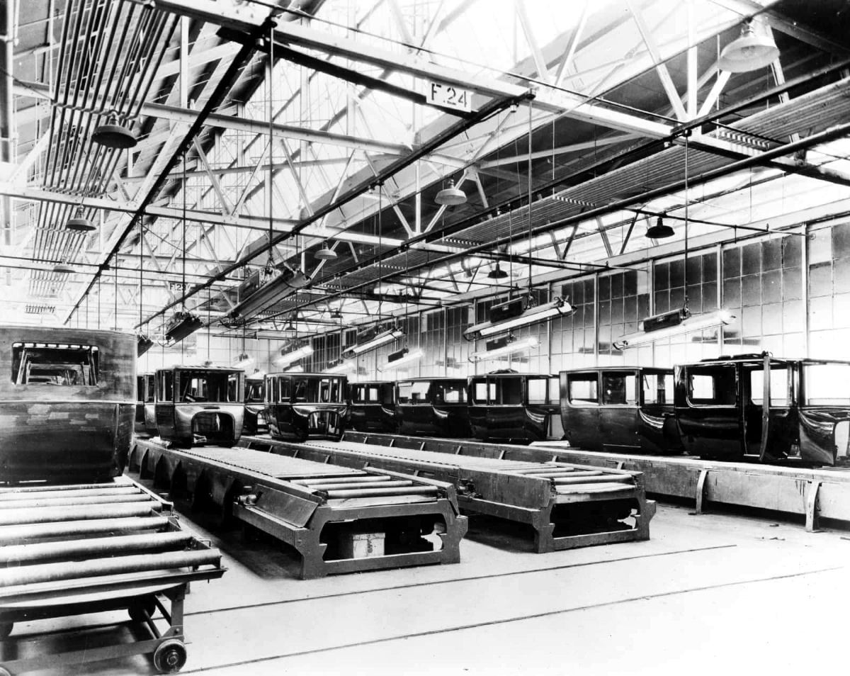 Ford’s Revolutionary Assembly Lines of the 1910s and 1920s Vehicles &; Transportation