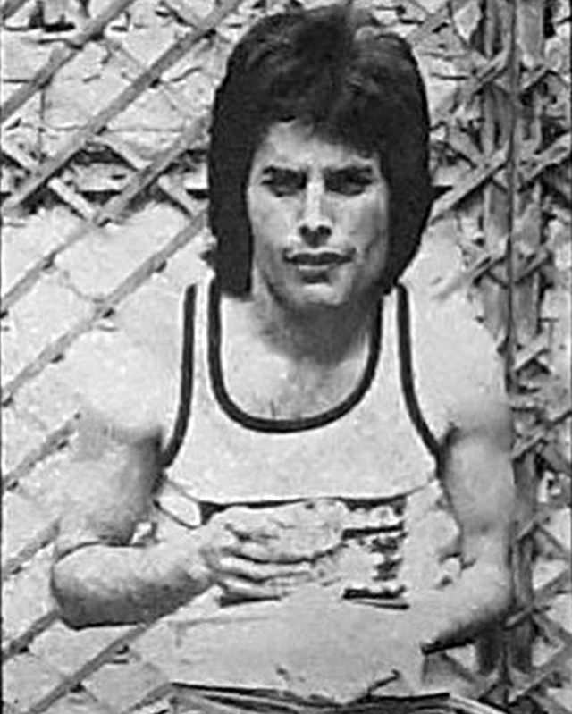 #8  Freddie Mercury’s 1977 Kensington Home: A Look into His Private Life #8 Music