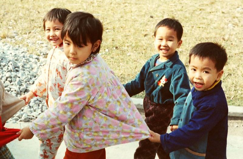Schoolkids, Guangzhou, 1978
