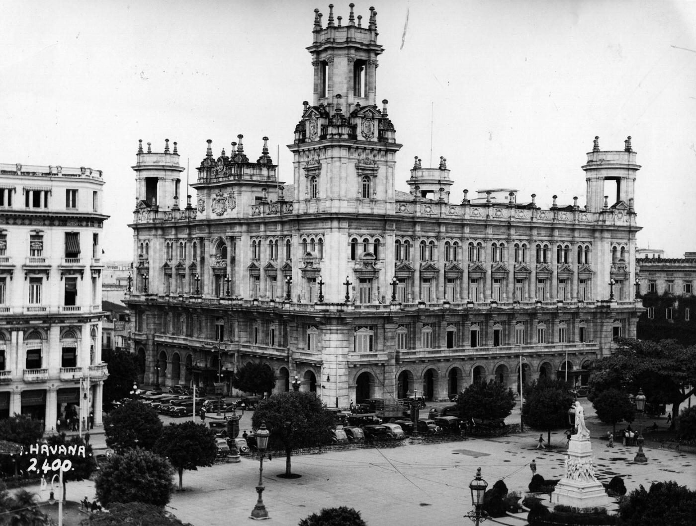 #20 View across a town square in Havana, Cuba, 1935