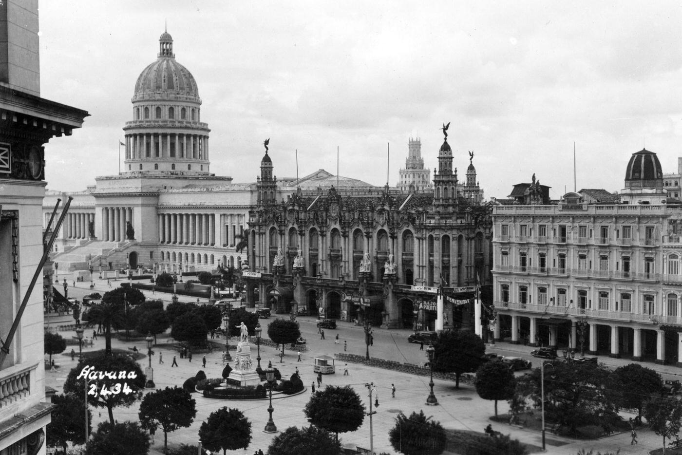 #23 Centre of Havana with its imposing buildings, including the National Capitol, 1938