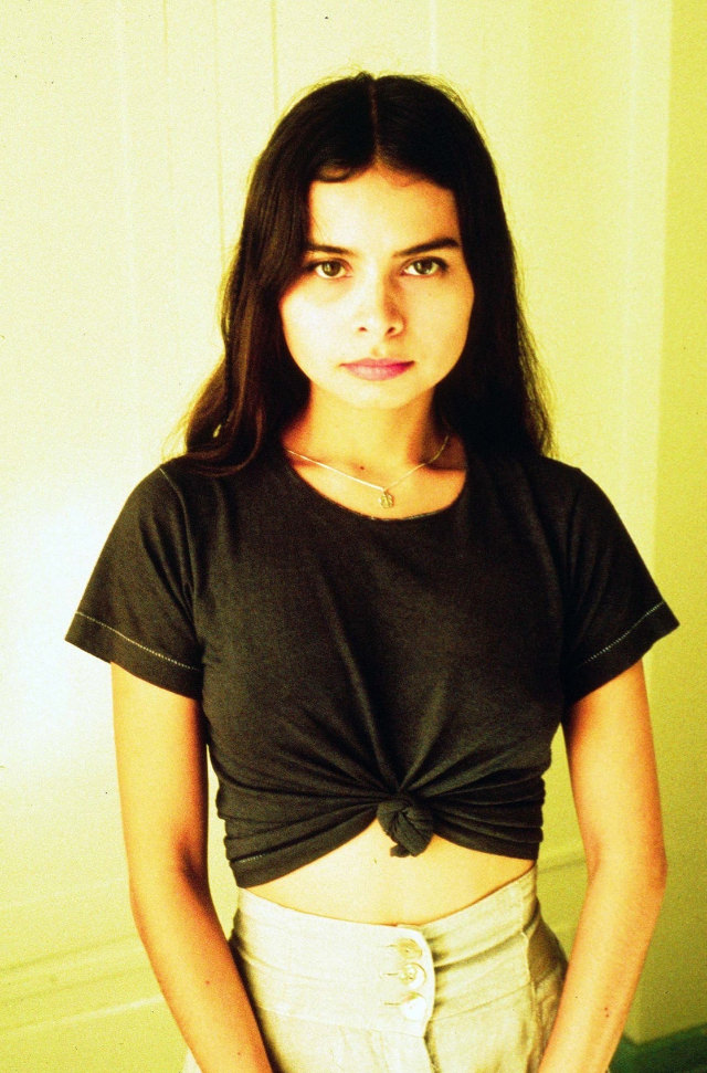 Fabulous Photos of Hope Sandoval of Mazzy Star in the 1990s Music