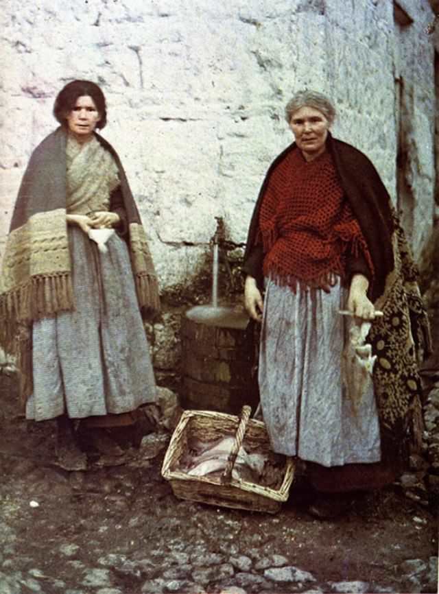 #3 Traditional Irish knitwear showcased in An Spidéal, Galway, 1 May 1913