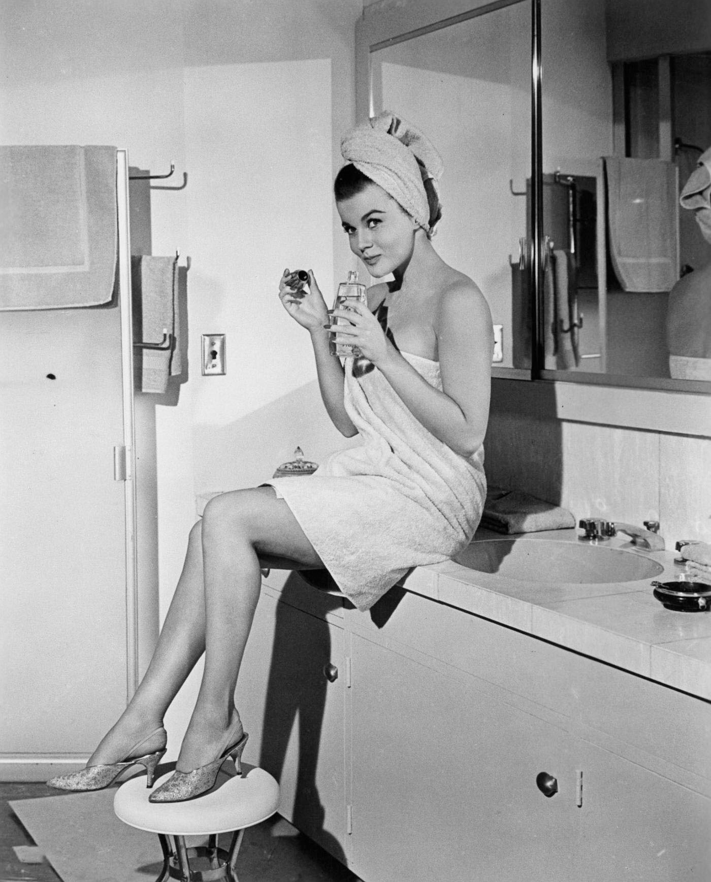 Ann-Margret invites herself to a bath in a scene from the film ‘Kitten With A Whip,’ 1964.