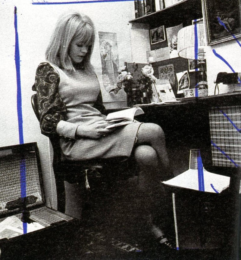 17-Year-Old Marianne Faithfull: Friends, Home, and a Pet Dalmatian in 1964 Music