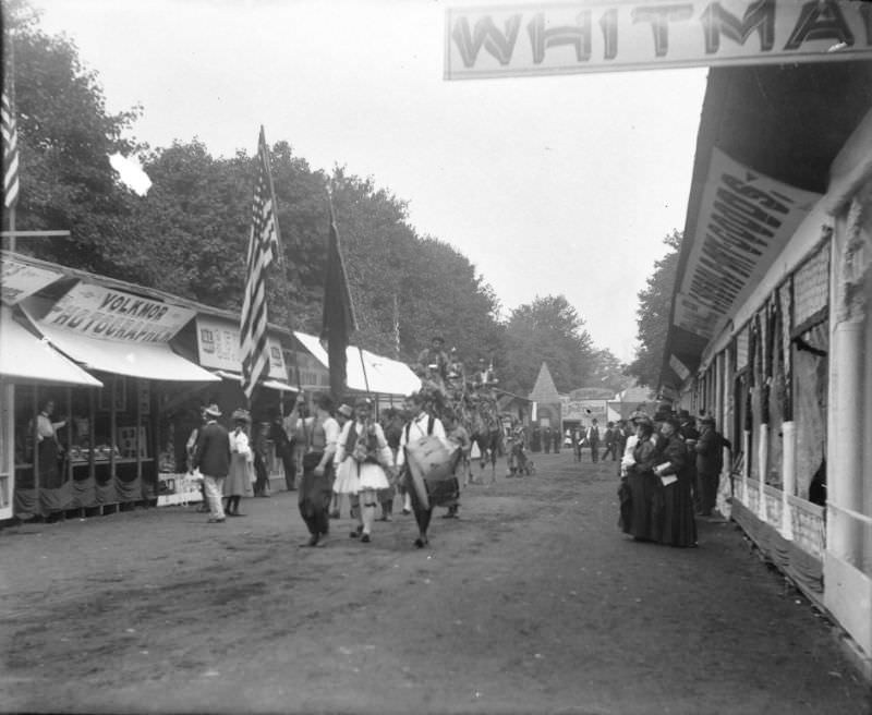 #14 General view street fair, 1898
