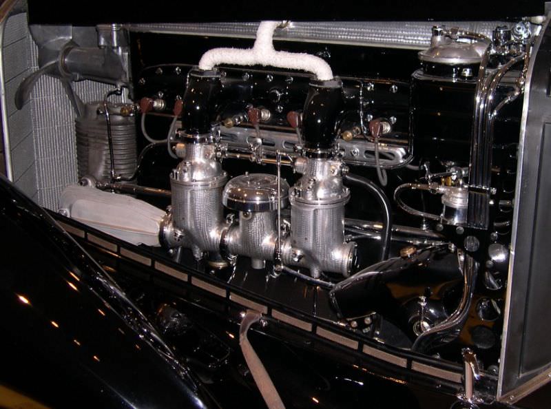 Mercedes-Benz SSK: The Epitome of Classic Luxury and Performance Vehicles &; Transportation