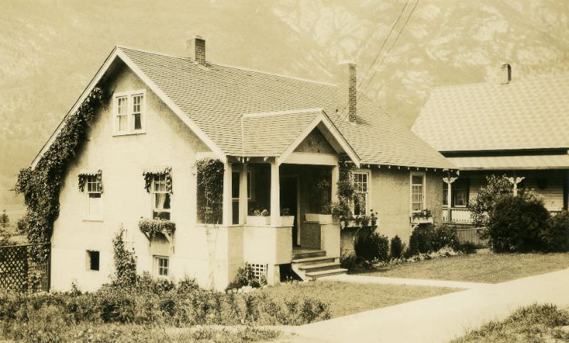 #13 501 Nelson Avenue