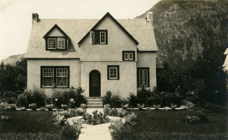 #7 413 Nelson Avenue