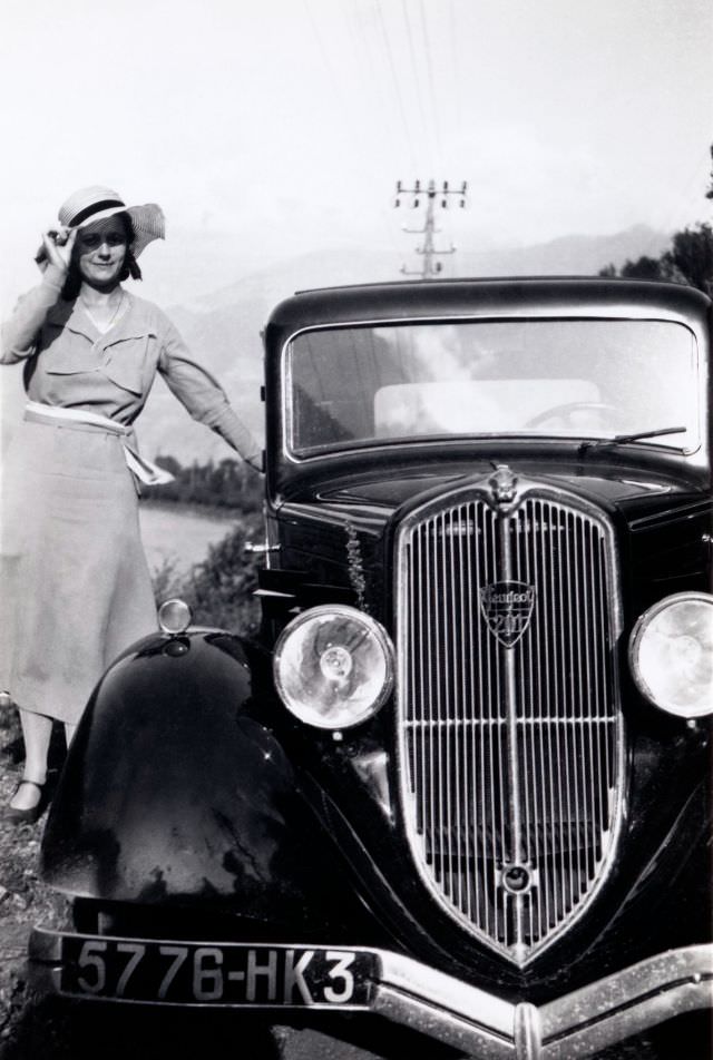 #11 Peugeot 201, countryside, Isère, France 1936