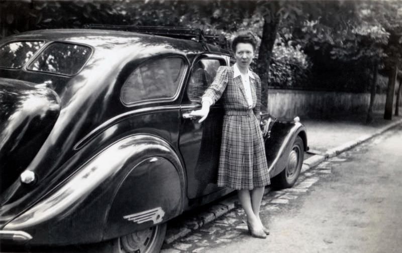 #20 Peugeot 402, countryside, France 1948
