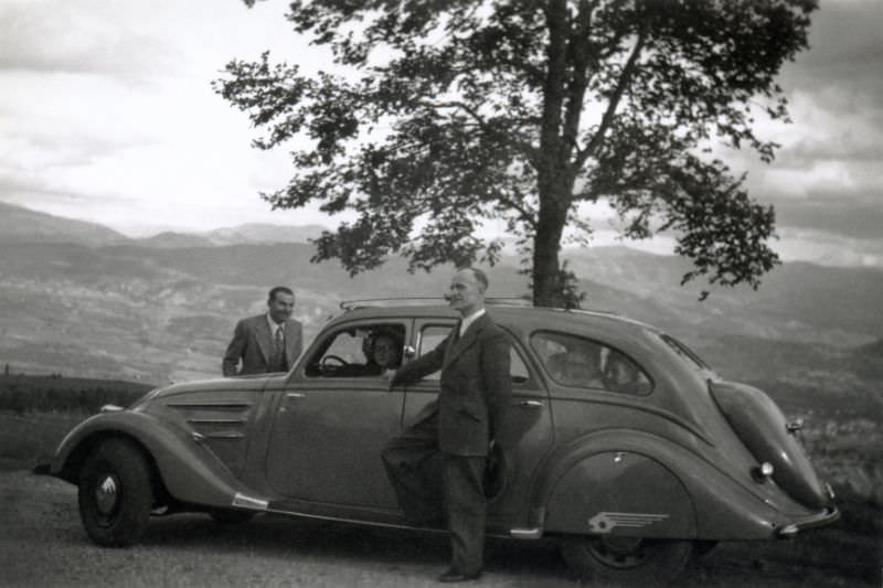 #22 Peugeot 402 B, countryside, France, June 5, 1949